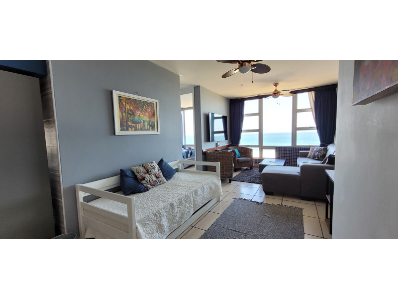 Smile and Wave: Surfside Haven