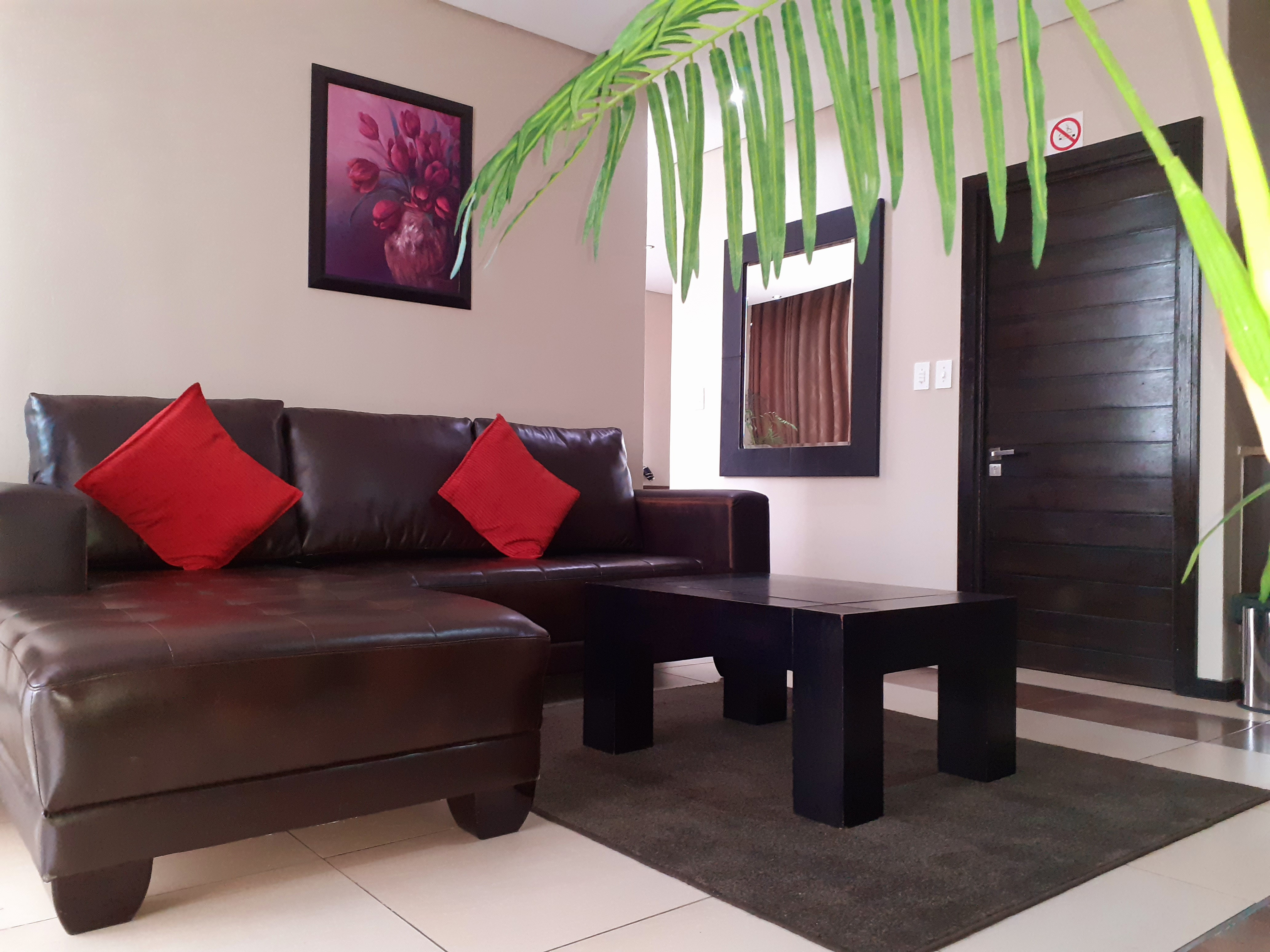 luxury-apartment-with-balcony-1247