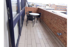 luxury-apartment-with-balcony-8222