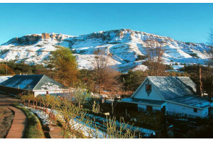 5 Star Cleopatra Mountain Farmhouse